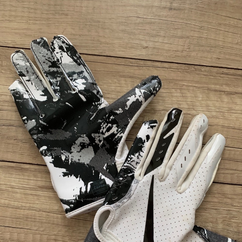 🛍Football Nike Gloves🛍